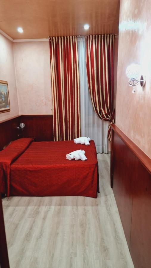 New Apartment Marghera Milan Bagian luar foto